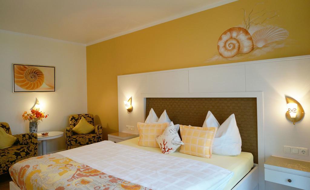 Hotel Garni Inselparadies Zingst Room photo