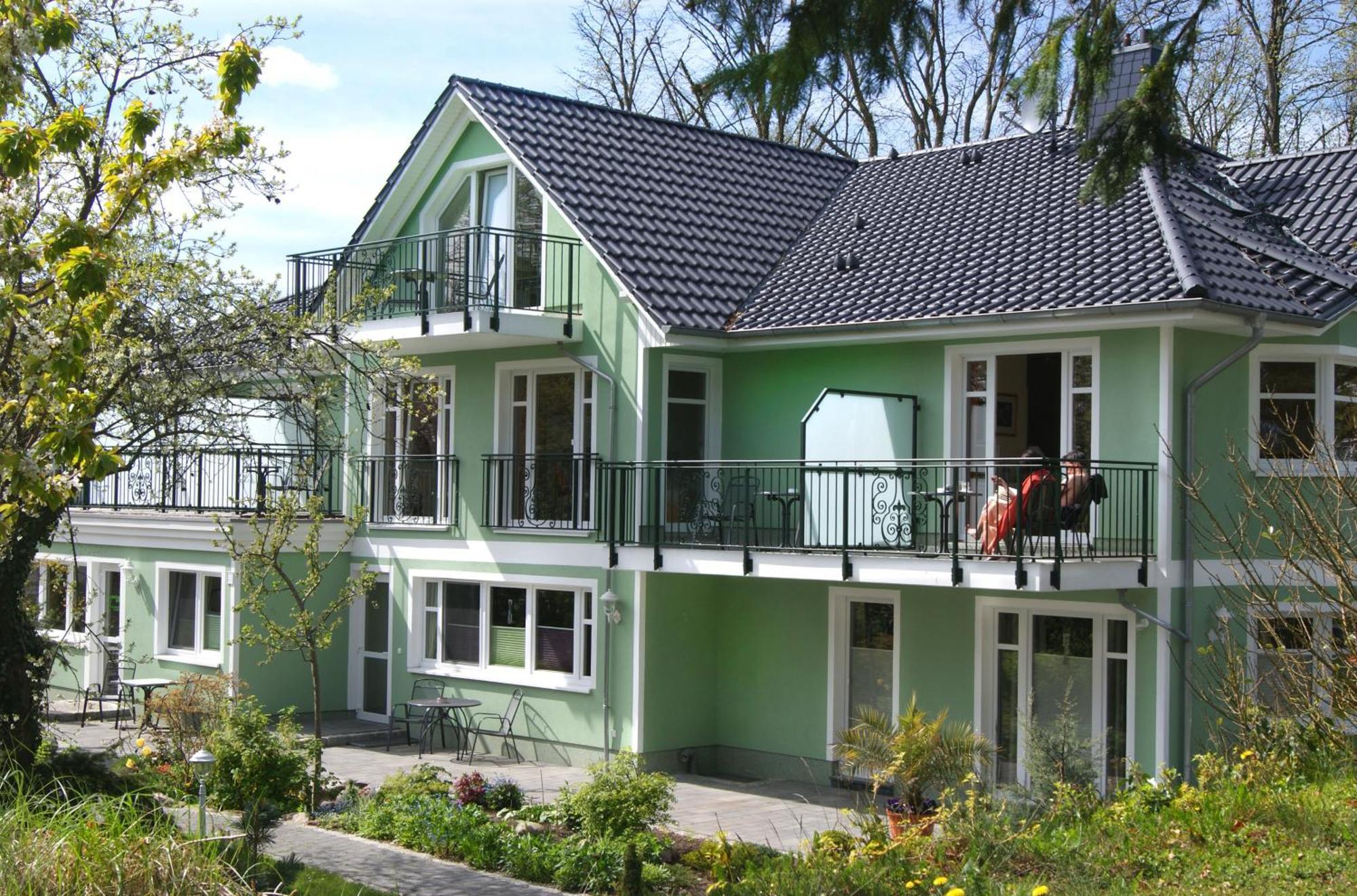 Hotel Garni Inselparadies Zingst Exterior photo