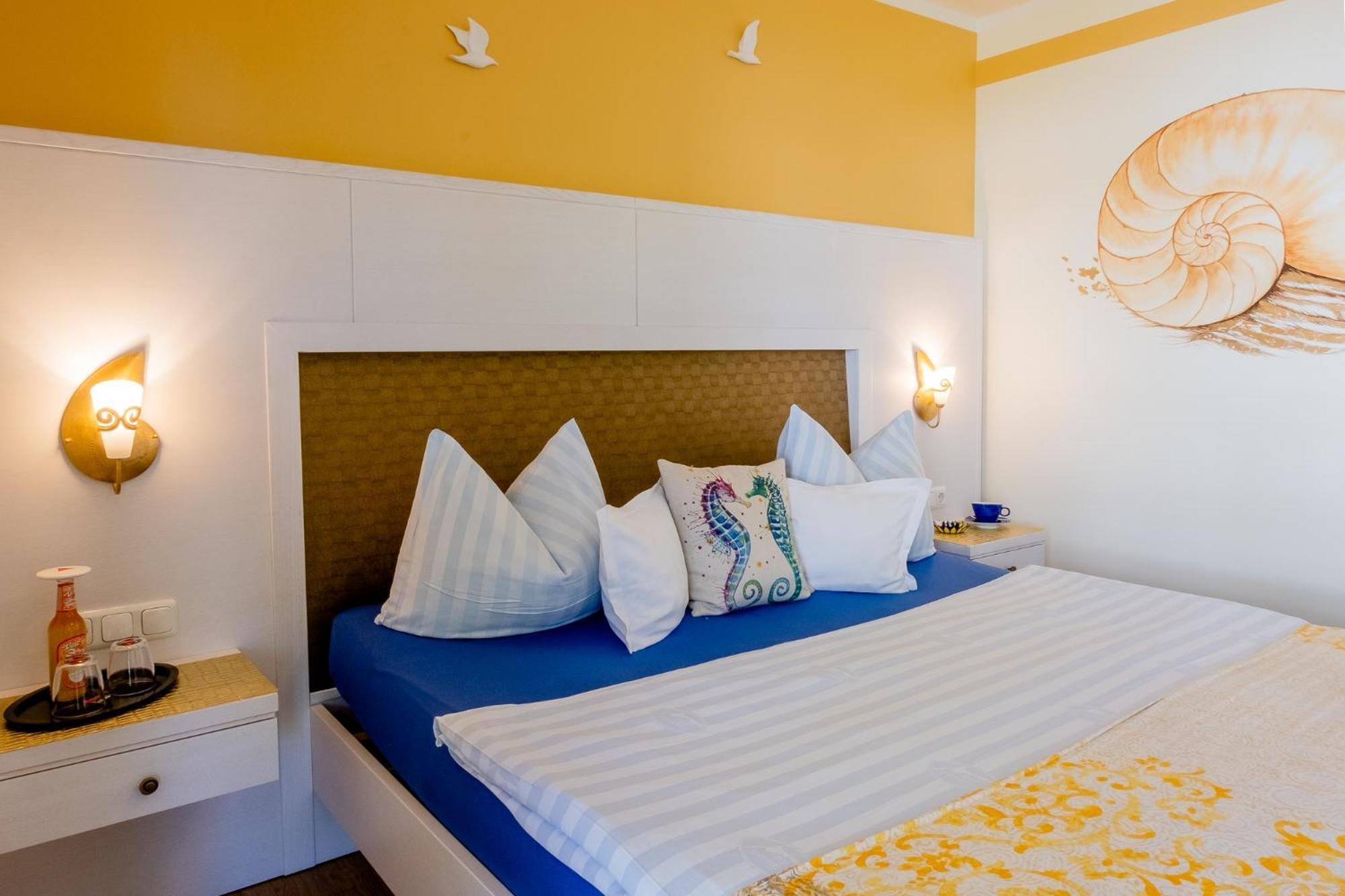 Hotel Garni Inselparadies Zingst Exterior photo