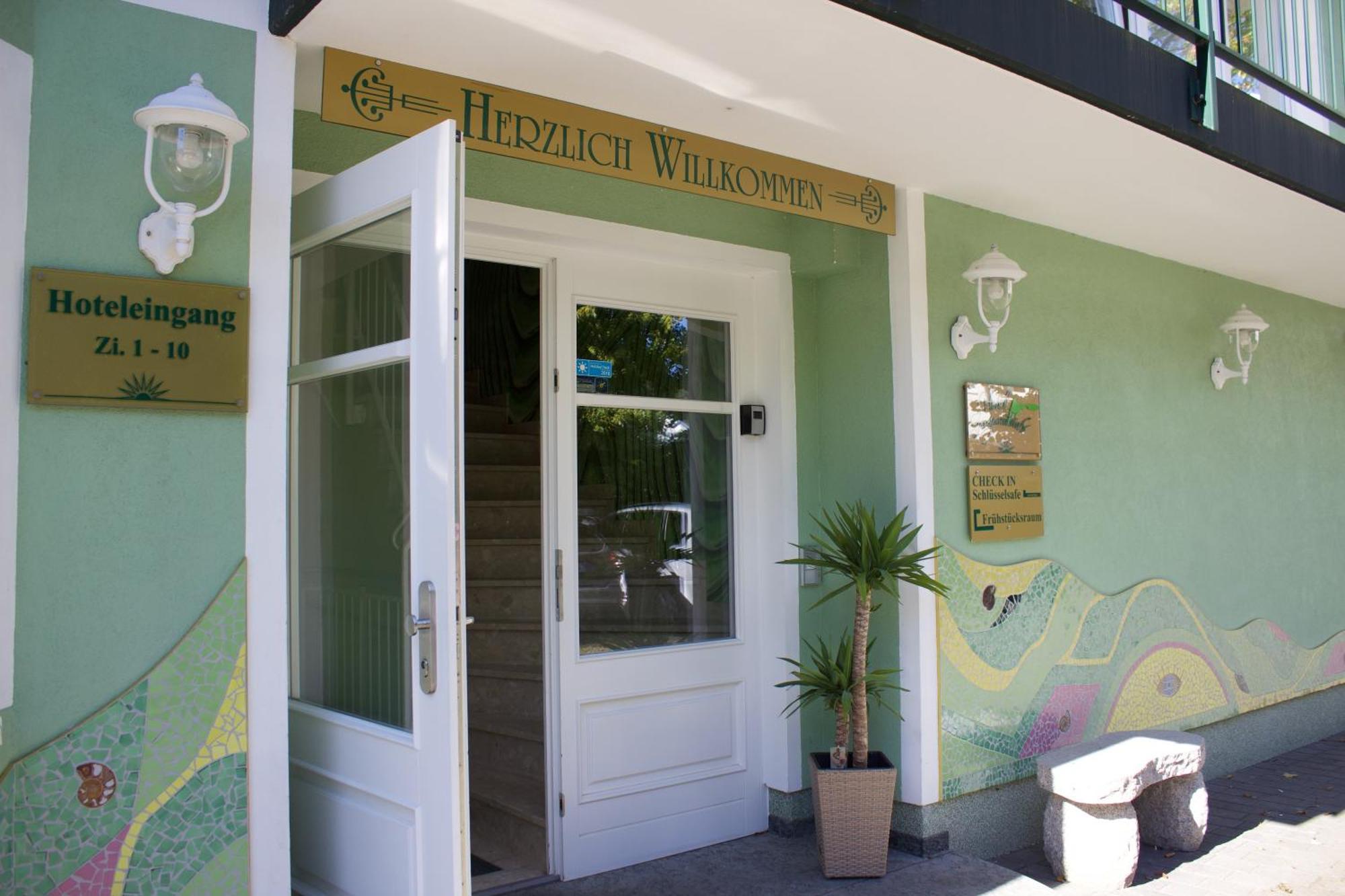 Hotel Garni Inselparadies Zingst Exterior photo