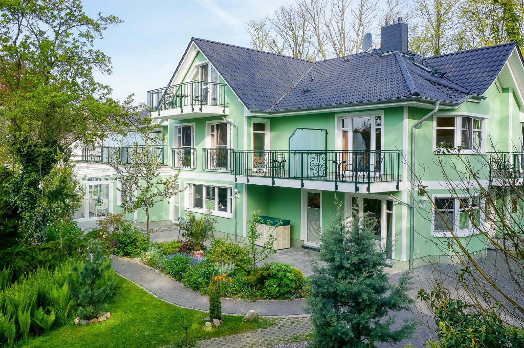 Hotel Garni Inselparadies Zingst Exterior photo