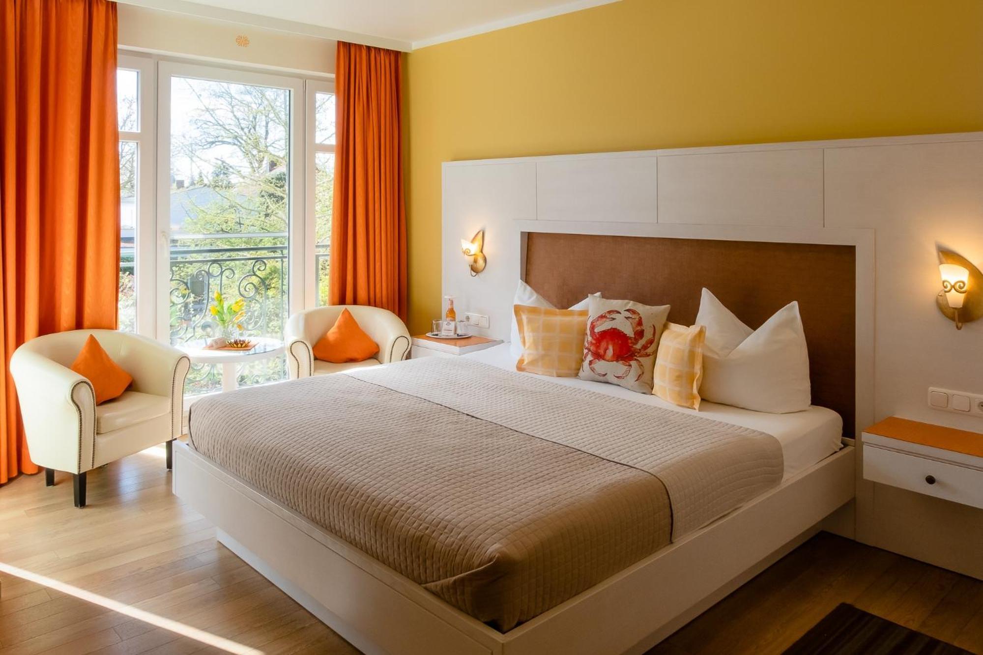 Hotel Garni Inselparadies Zingst Exterior photo